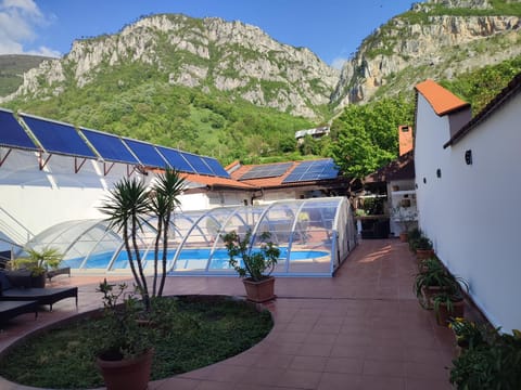 Property building, Swimming pool