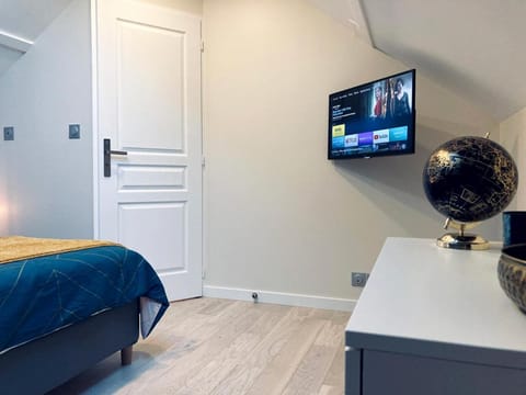 La bulle des Viennes MAISON CLIMATISEE - CHAMPAGNE House in Troyes