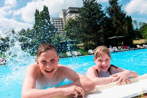 Spring, Day, Summer, Swimming pool, children