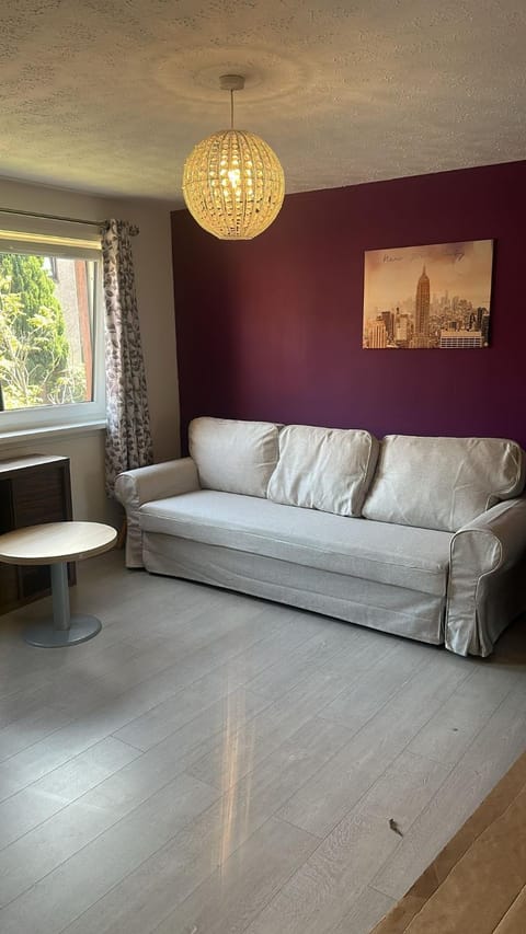 Bed, Living room, Seating area