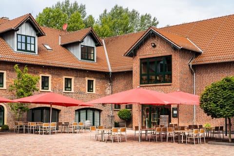 Property building, Balcony/Terrace