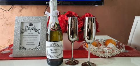 Food and drinks, Drinks