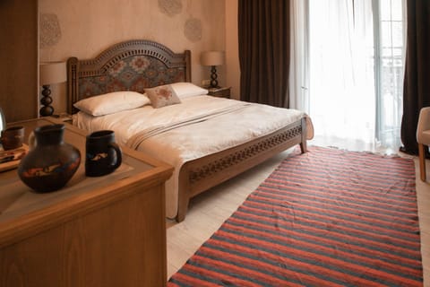 Bed, Photo of the whole room