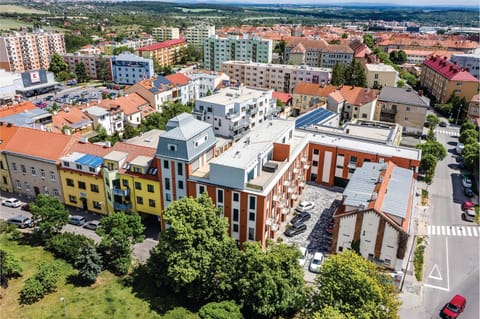 Property building, Off site, Neighbourhood, Bird's eye view, City view, Street view, Location