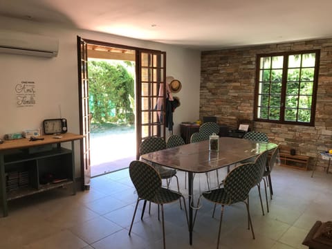 En Buena Hora Villa in Rochefort-du-Gard