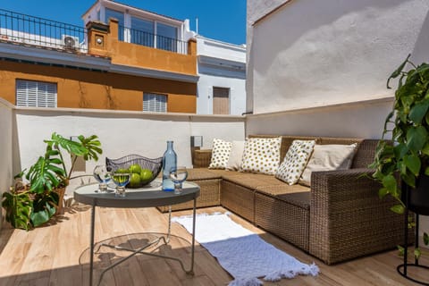 Property building, Balcony/Terrace