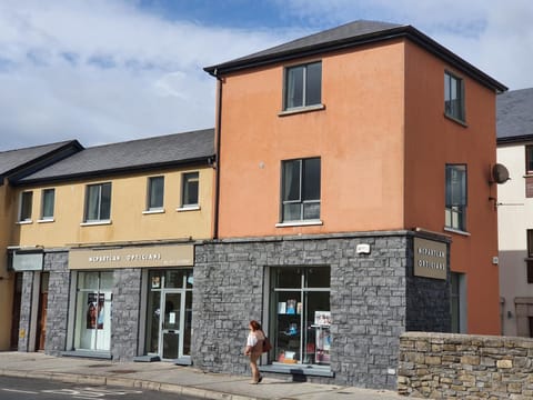 Waterfront View Apartment Apartment in Leitrim, Co. Leitrim, Ireland