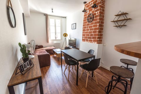 Au Manhattan Apartment in Bourgogne-Franche-Comté