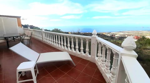 Balcony/Terrace, City view, Mountain view, Sea view