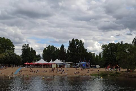 Studio Charmant avec vue magnifique! Apartment in Centre-Val de Loire