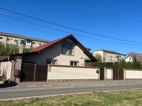 Property building, Street view