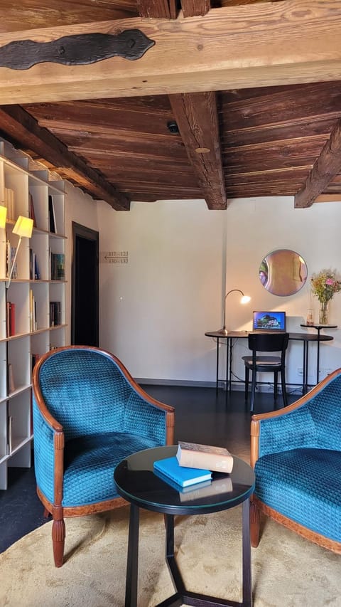 Staff, Library, Business facilities, Seating area