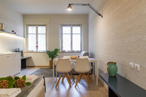 Kitchen or kitchenette, Living room, Dining area