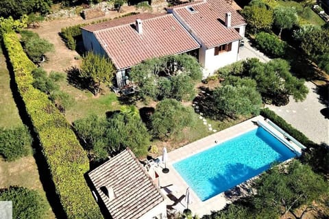 VILLA DU VERDON VAR PROVENCE avec piscine et jardin - private Villa in Aups