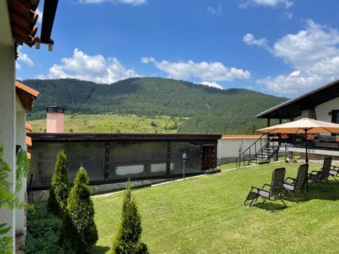 ПАУНОВАТА КЪЩА Villa in Plovdiv Province