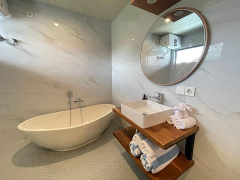 Samas Lofts Apartment in North Kuta