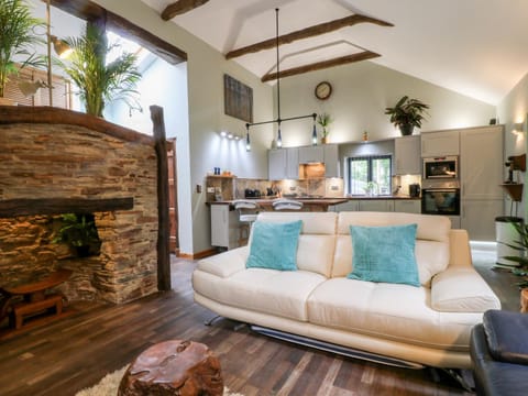 Elvan Cottage House in England