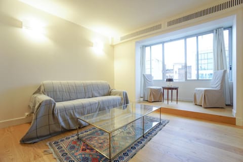 Beautiful new Apartment with carpark Apartment in Levallois-Perret