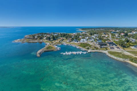 Neighbourhood, Natural landscape, Bird's eye view, Beach, Sea view