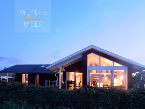 Facade/entrance, Spring, Property logo or sign, Summer, BBQ facilities, Children play ground, Garden, Sauna, Balcony/Terrace, On site, Garden view, Sunset, children, young children, older children, Family