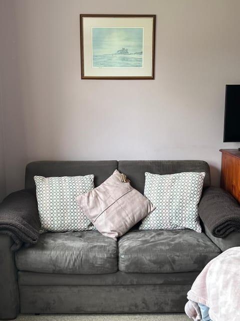 Seating area, Bedroom