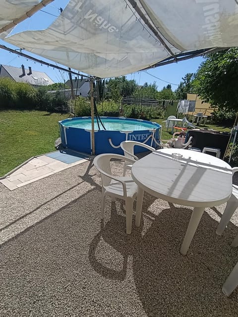 BBQ facilities, Swimming pool