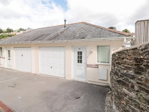 Huffin House in Dartmouth