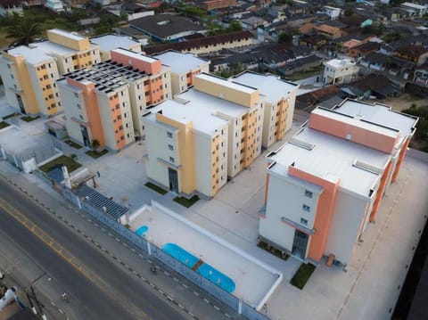 Bird's eye view, Pool view