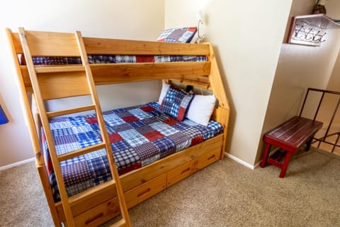 bunk bed