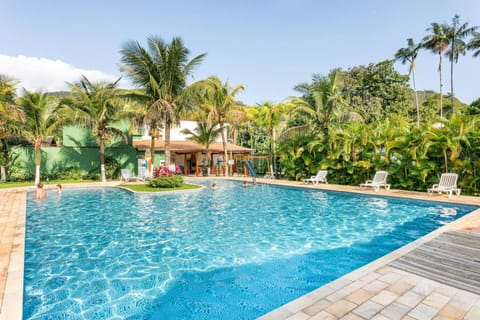 Pool view, Swimming pool, sunbed