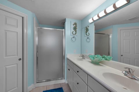 Bathroom, Bath