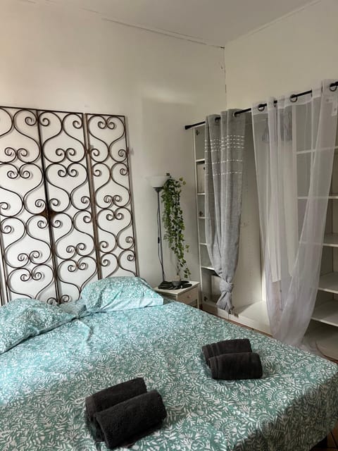 LE BONHEUR AVEC PISCINE ET JARDIN House in Cassis