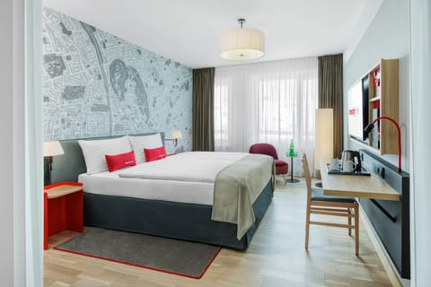 Staff, TV and multimedia, Coffee/tea facilities, Photo of the whole room, Bedroom