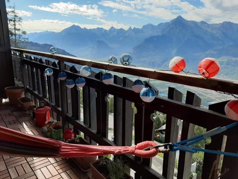 Day, Summer, Balcony/Terrace, On site, Mountain view