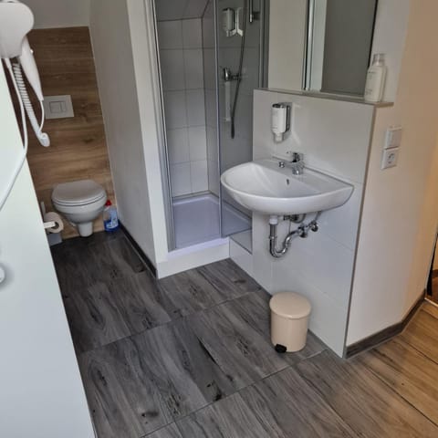 Balthasar Neumann Speiserei & Gästehaus - Zentrum Brühl -E-Ladestation, nähe Phantasialand Bed and Breakfast in Brühl