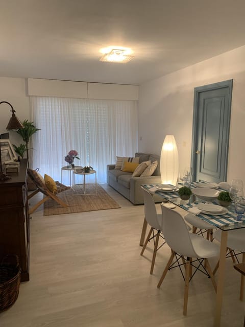 TV and multimedia, Balcony/Terrace, Living room, Dining area