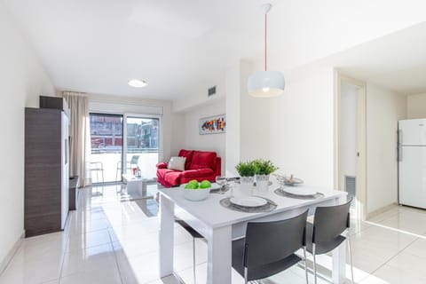 Living room, Dining area