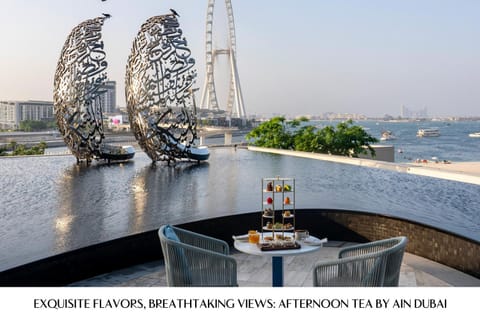 Restaurant/places to eat, View (from property/room), Sea view