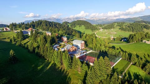 Property building, Nearby landmark, Natural landscape, View (from property/room), Mountain view