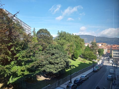 Nearby landmark, City view, Garden view, Mountain view, Street view, Parking