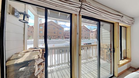 One Bedroom Condo Close To Canyon Lodge! Apartment in Mammoth Lakes