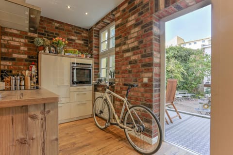 Balcony/Terrace, kitchen