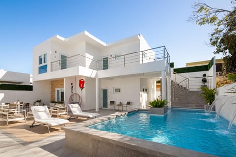Patio, Balcony/Terrace, Swimming pool, Swimming pool