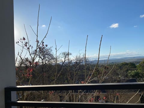 Balcony/Terrace, Mountain view