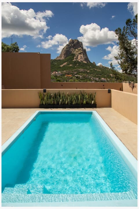 Hotel Mr Lion and SPA Hotel in State of Querétaro