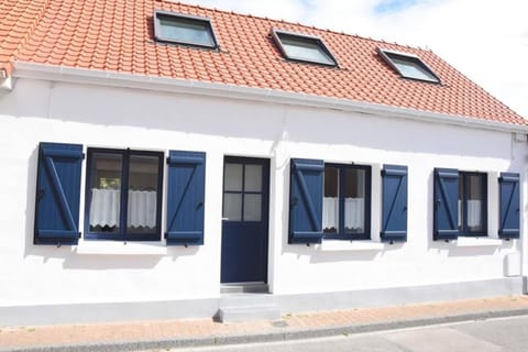 Maison au bord de la plage House in Calais