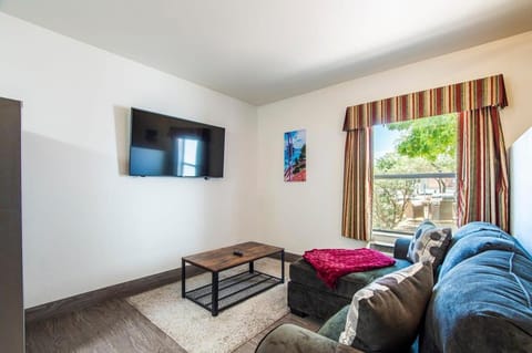 Vistas 116 - Modern luxury amenities sleeps 6 House in Sierra Vista