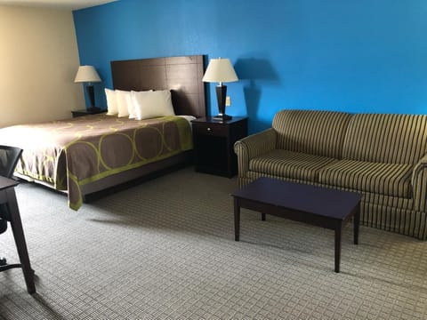 Amerivu Inn & Suites Hotel in Eau Claire
