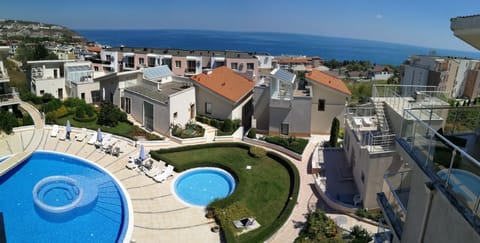 City view, Pool view, Sea view