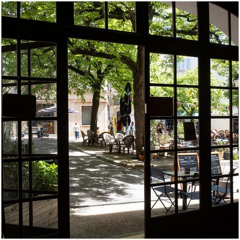 Logis Hôtel Restaurant Le Louvre Hotel in Sault